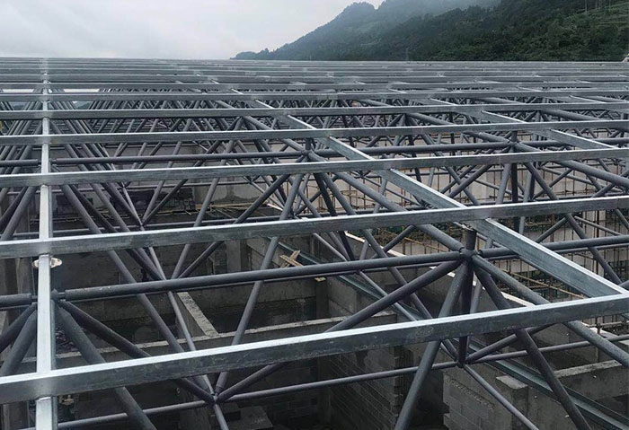 新乡仁怀冠英学校艺体楼网架